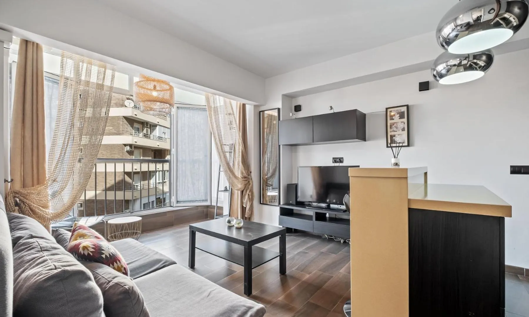 Modern Apartment Next To La Malagueta Beach 马拉加