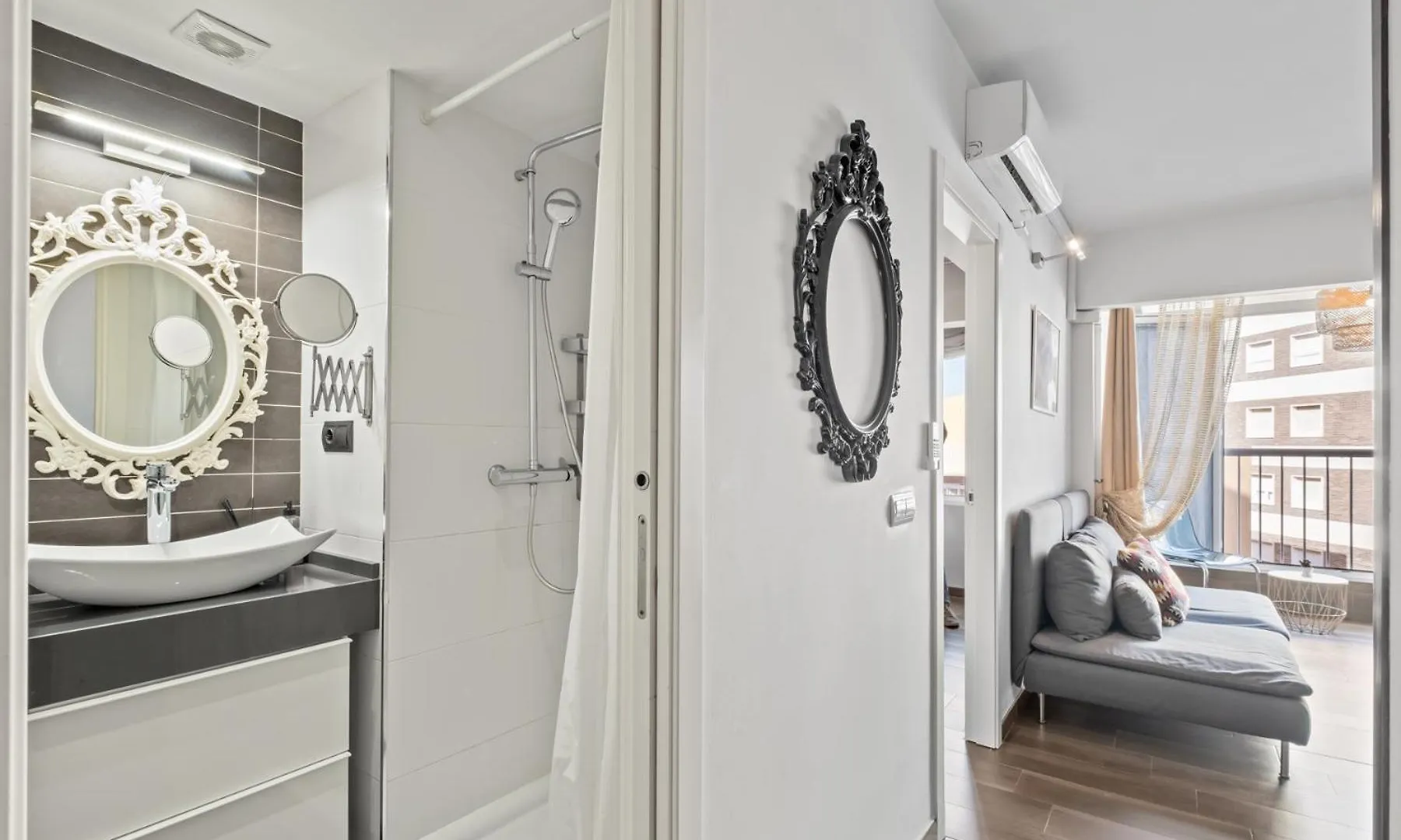 Modern Apartment Next To La Malagueta Beach 马拉加 0*,  西班牙