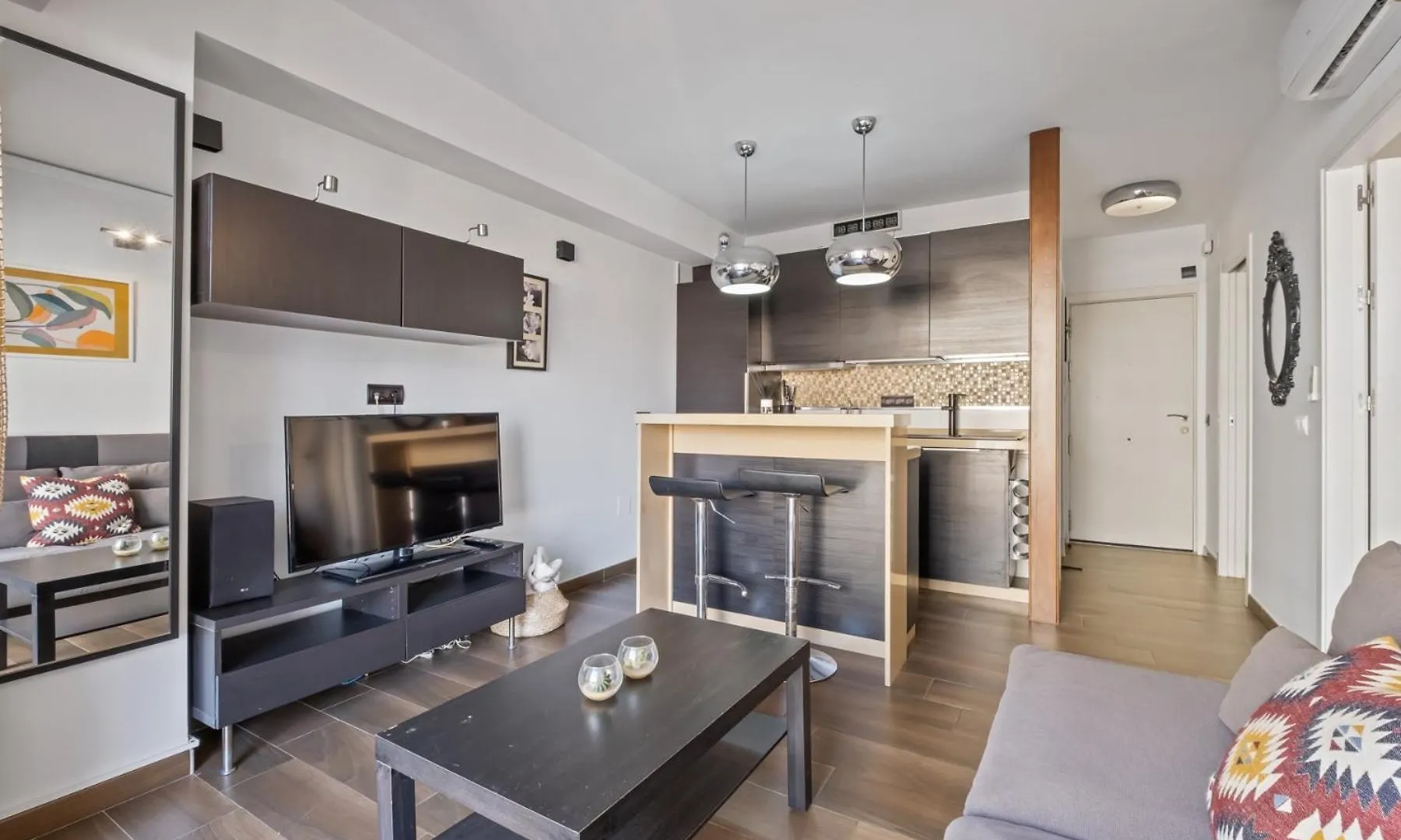 Modern Apartment Next To La Malagueta Beach Malaga